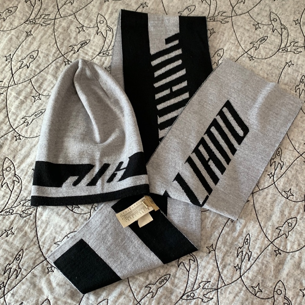Children's hat and scarf for a boy from 5 to 8 years old